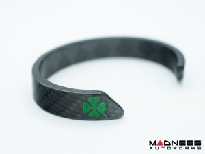 Carbon Fiber Bracelet - Green QV Clover Design Carbon Fiber Bracelet - Green QV Clover Design